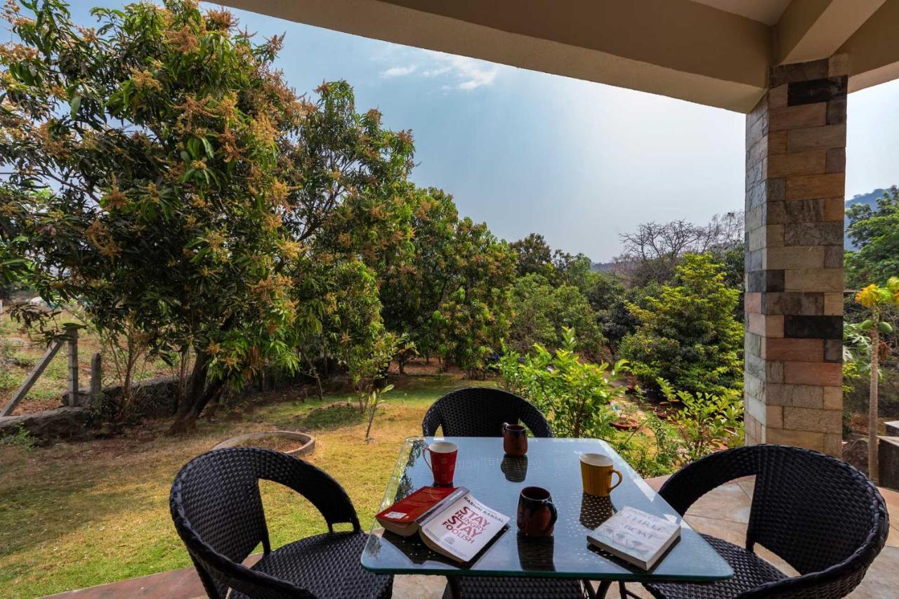 Aqua & Sage By Stayvista - Riverside Villa With Pool & Terrace Karjat Eksteriør bilde