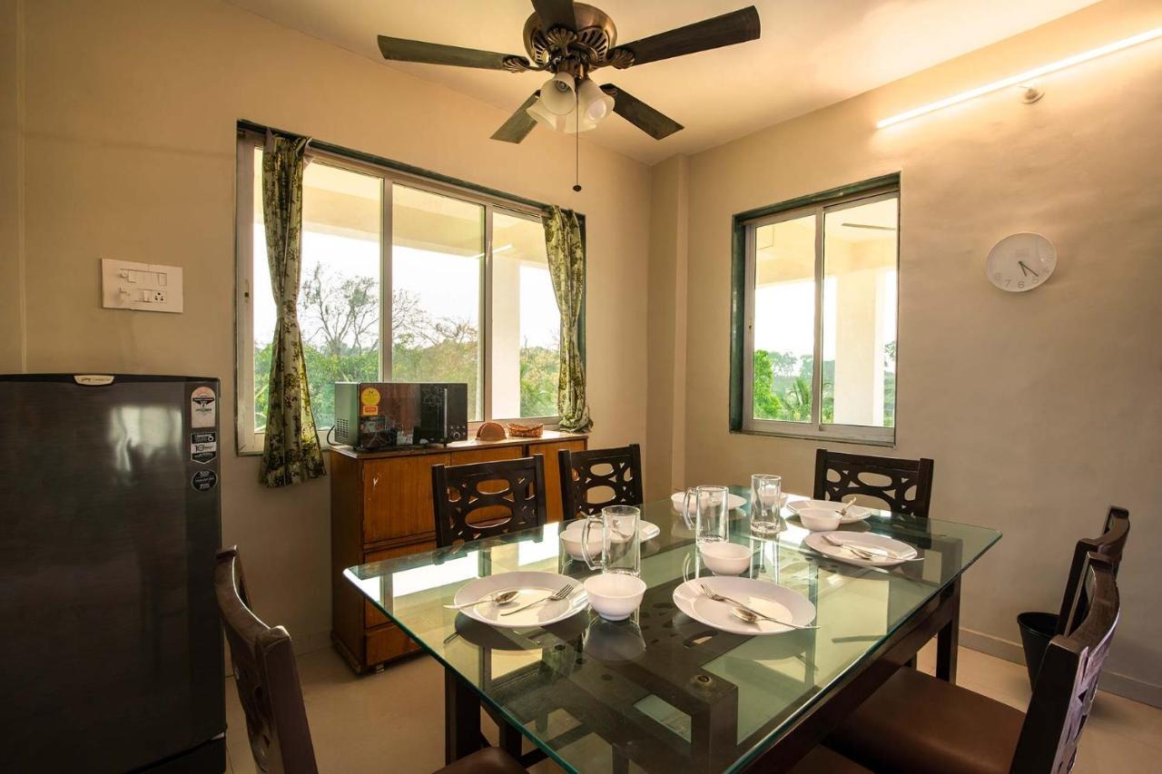 Aqua & Sage By Stayvista - Riverside Villa With Pool & Terrace Karjat Eksteriør bilde