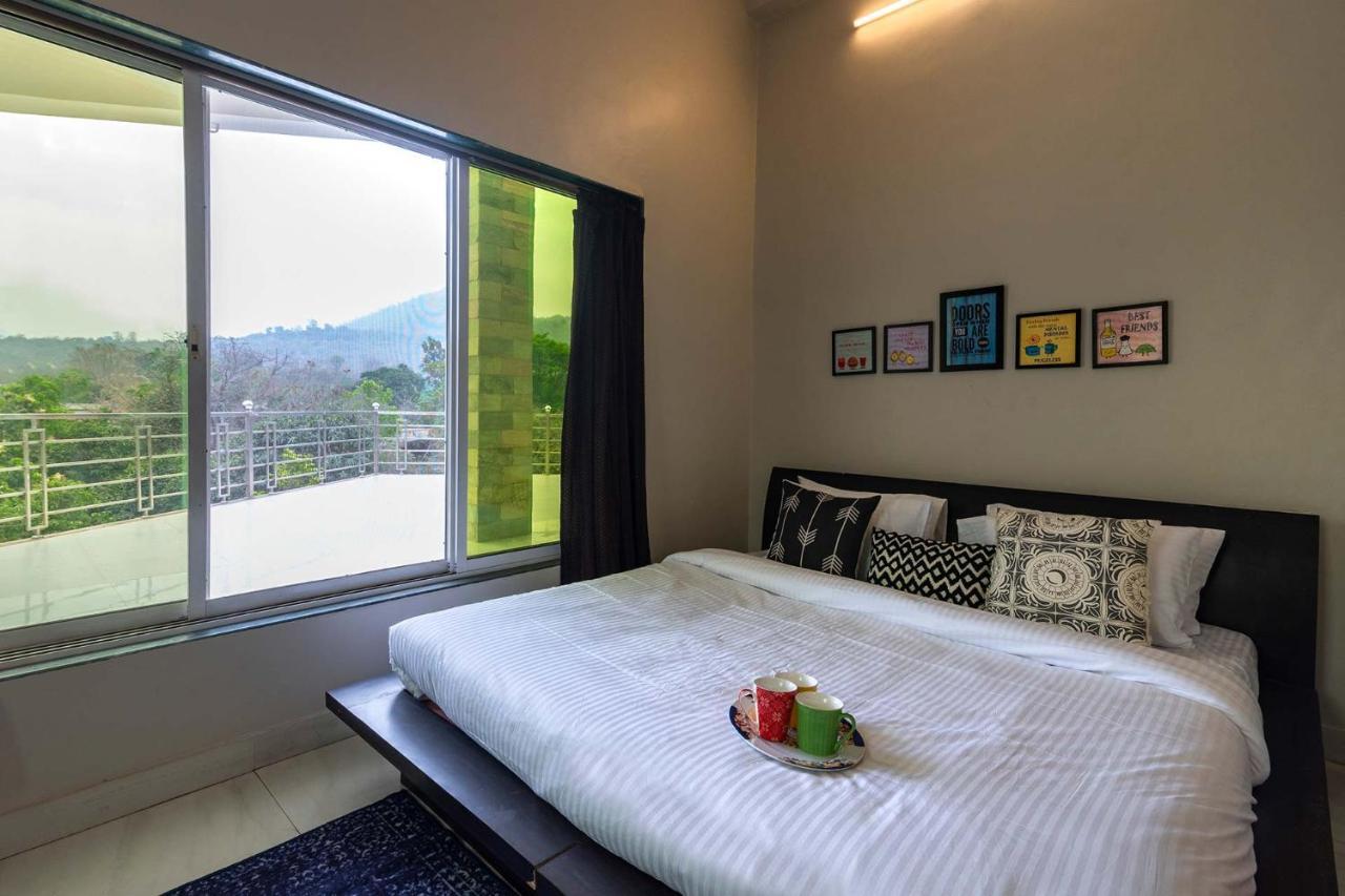 Aqua & Sage By Stayvista - Riverside Villa With Pool & Terrace Karjat Eksteriør bilde